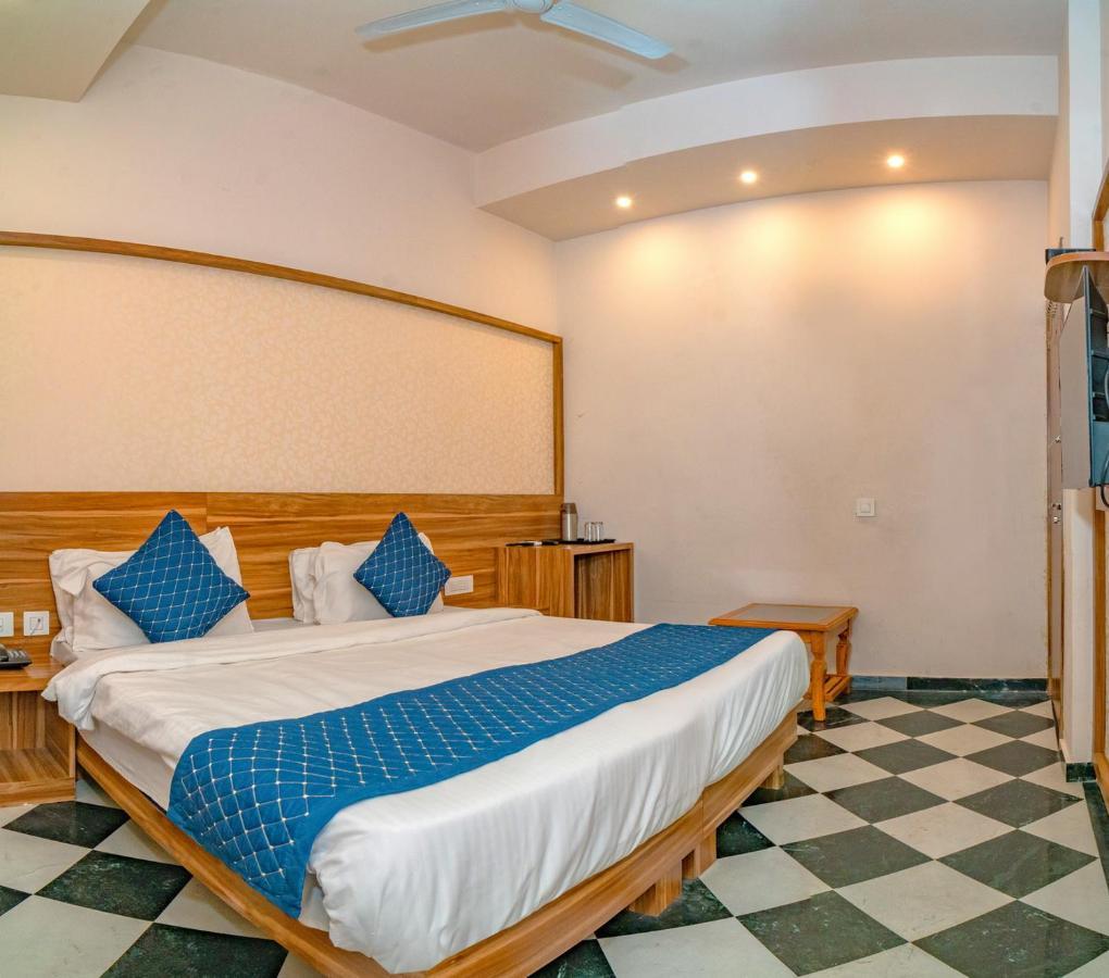 The Uddhav Elite Hotel Udaipur Exterior photo