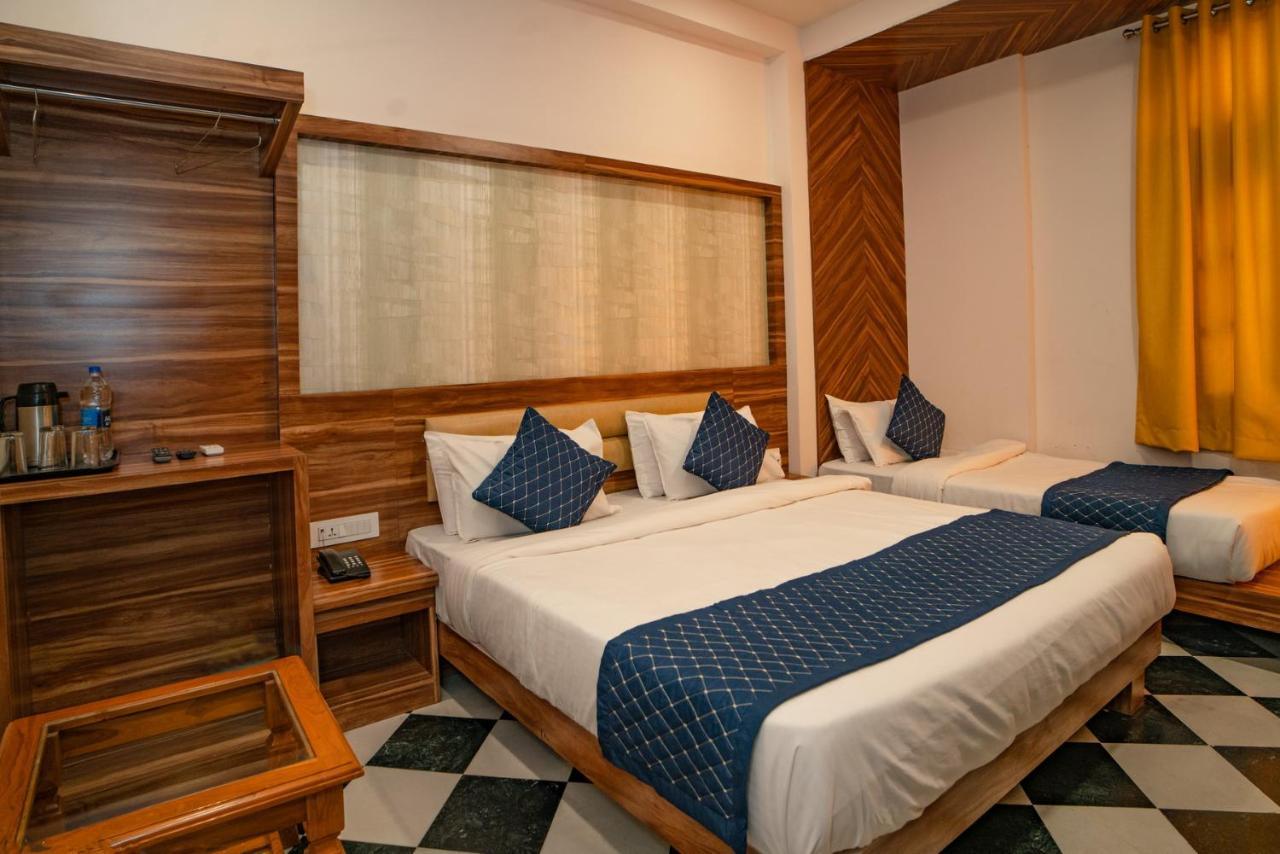 The Uddhav Elite Hotel Udaipur Exterior photo